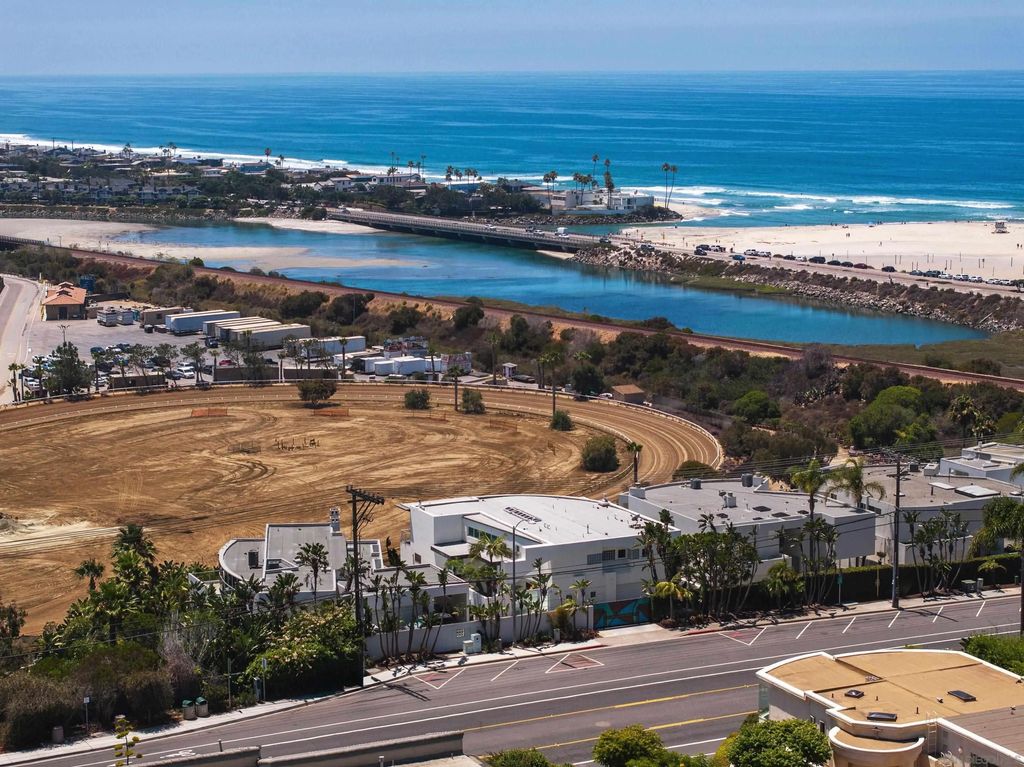 Photo of 121 Via De La Valle Ave, Del Mar, CA 92014 (MLS # 250037482)