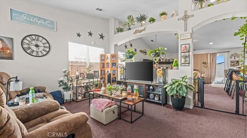 15928 Elkins