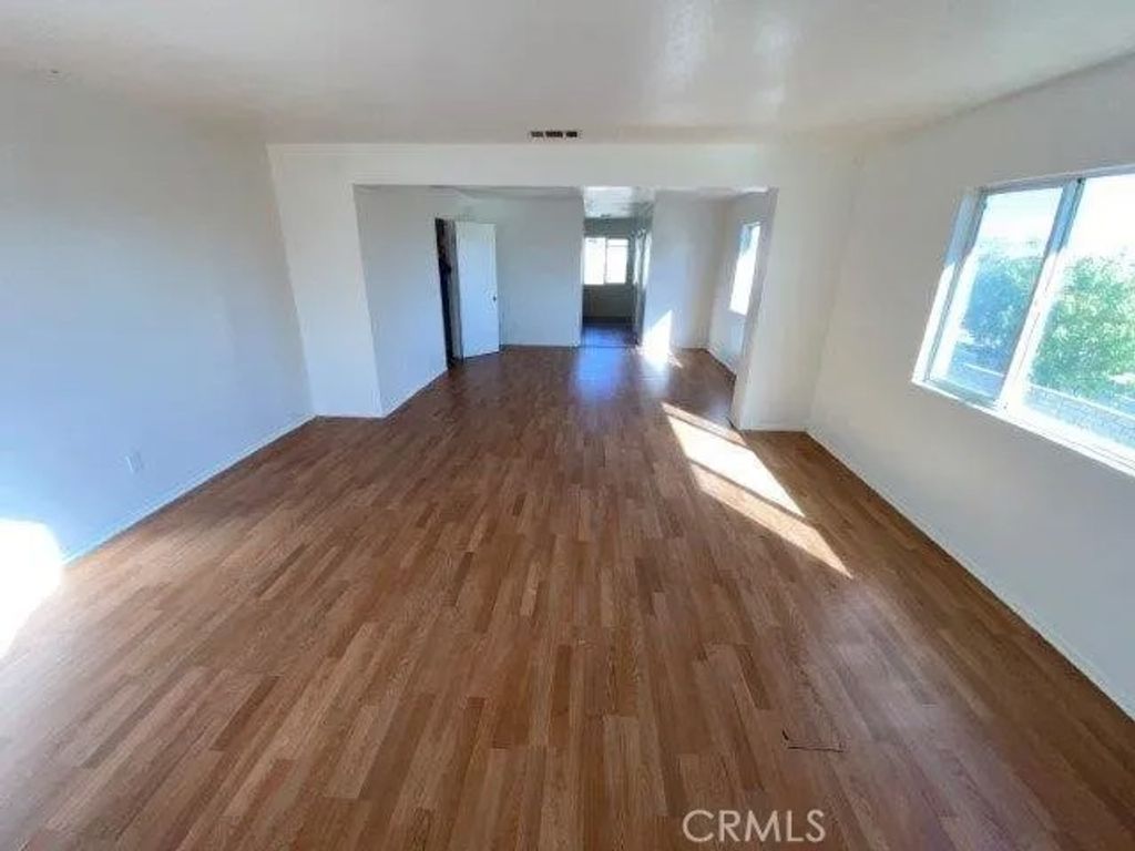 Photo of 13525 Silversand St, Victorville, CA 92394 (MLS # HD25264820)