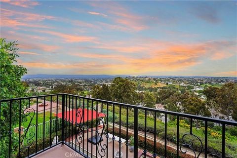 Tiny photo for 30462 Via Estoril, Laguna Niguel, CA 92677 (MLS # OC25251865)