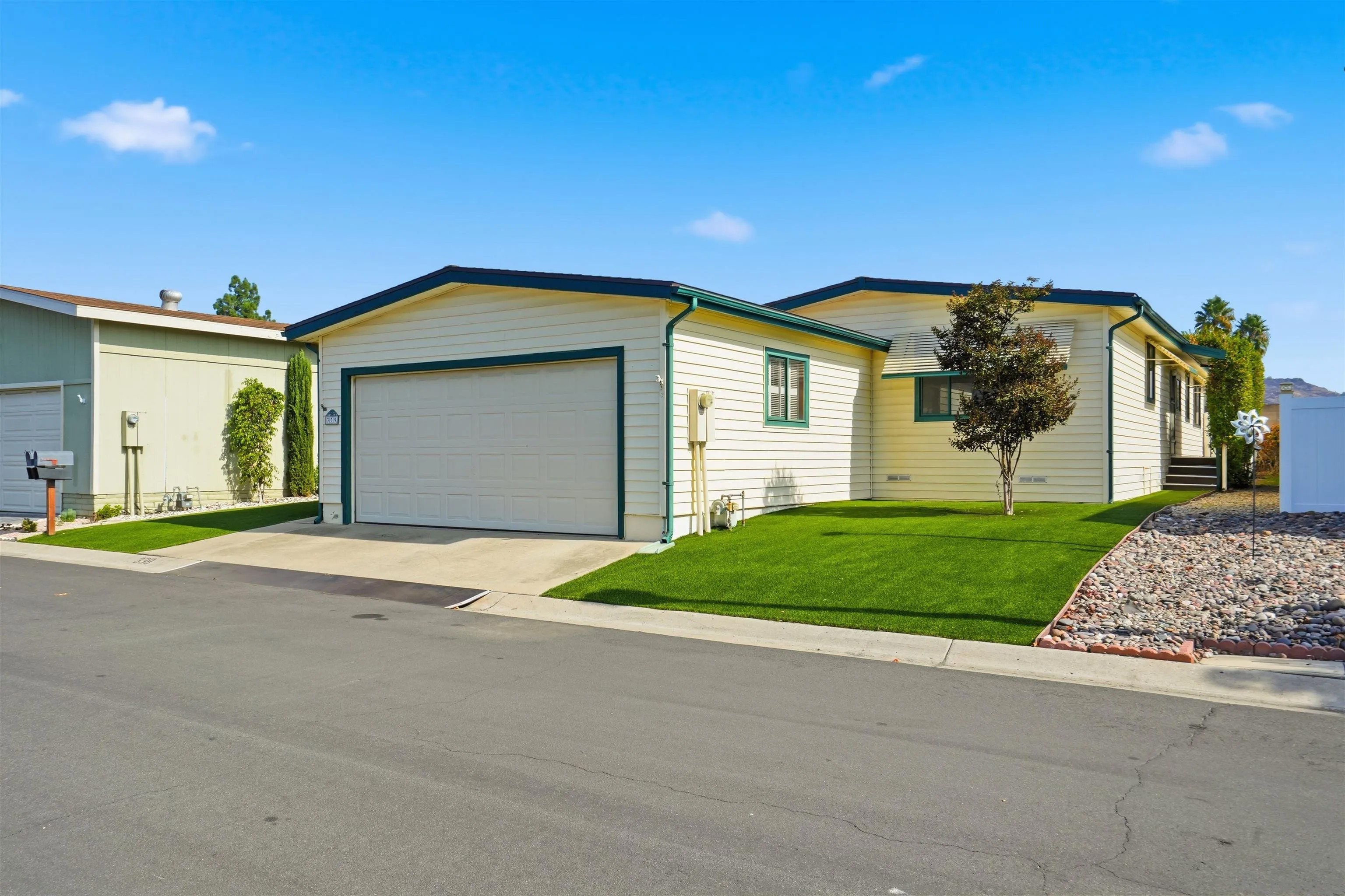 9255 N Magnolia Ave 339