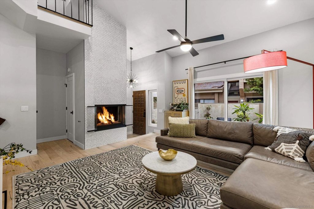 Photo of 3320 Caminito Eastbluff #135, La Jolla, CA 92037 (MLS # 260002836)