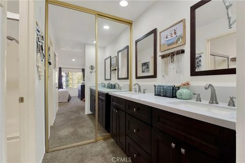 Tiny photo for 15 Via Hermosa, Rancho Santa Margarita, CA 92688 (MLS # SW25275352)