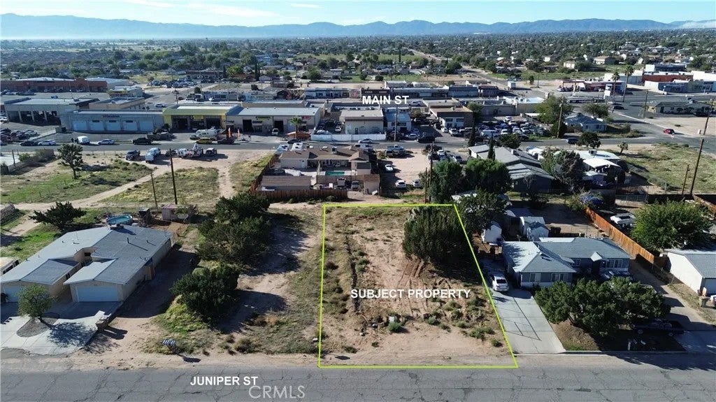 Photo of 41304204 Juniper, Hesperia, CA 92345 (MLS # HD26234486)