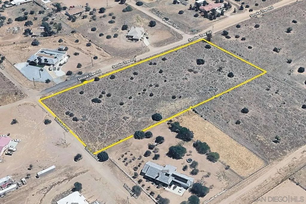 Photo of 0 Trinidad Rd, Phelan, CA 92371 (MLS # 260009511)