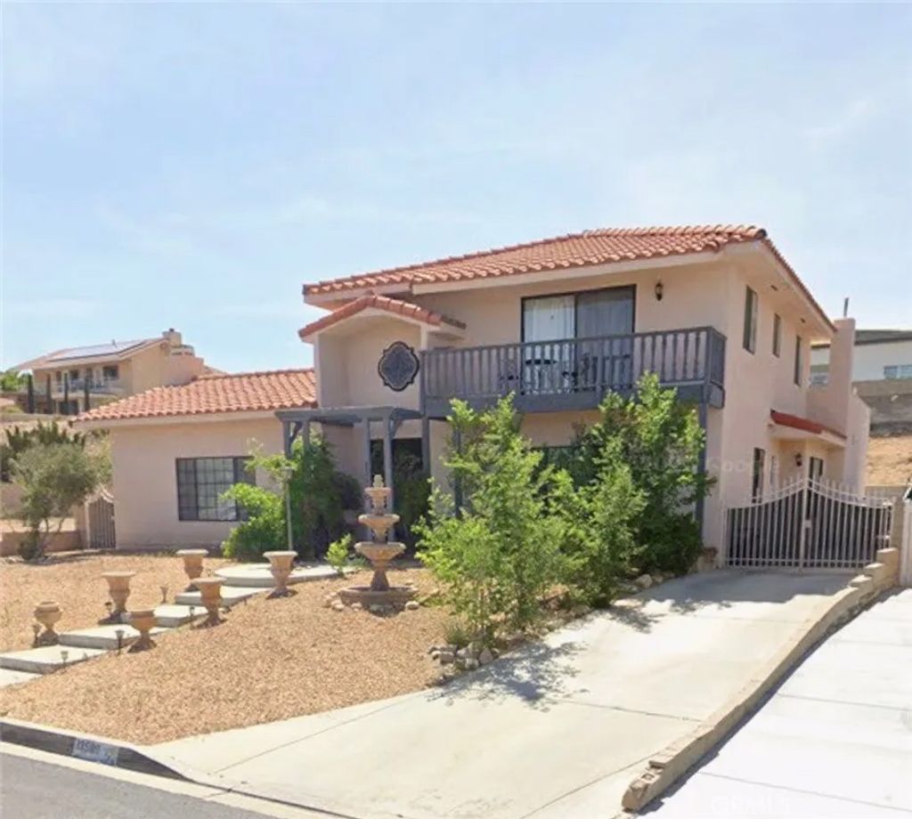 Photo of 13580 Chinquapin DR, Victorville, CA 92395 (MLS # IV26096996)