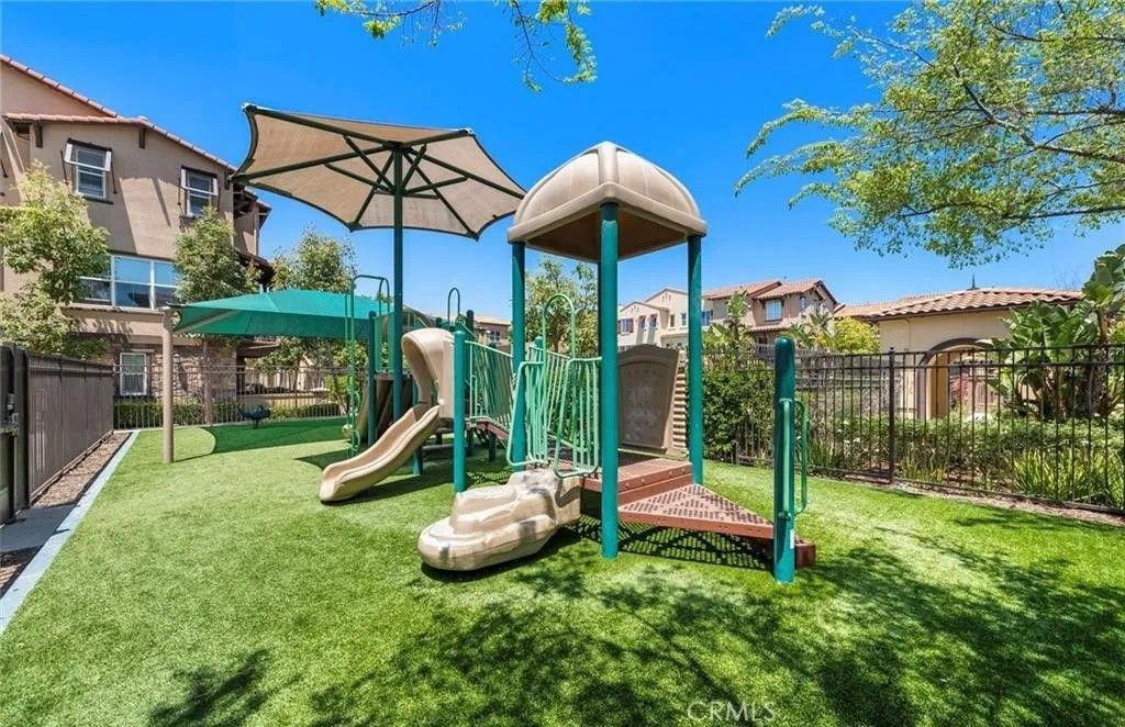 Photo of 108 Aliso Ridge Loop, Mission Viejo, CA 92691 (MLS # OC26046524)