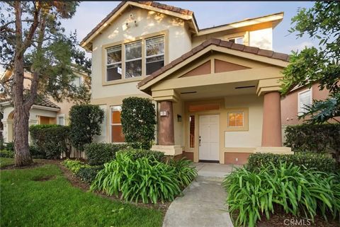 Photo of 19 Altezza, Irvine, CA 92606 (MLS # TR25280648)