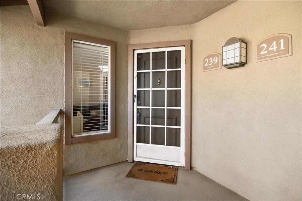 2800 Keller 239
