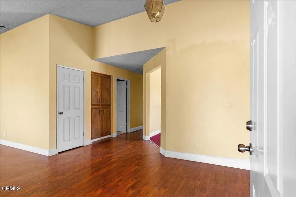 Photo of 114 Chaparrel Street, Tehachapi, CA 93561 (MLS # V1-34882)