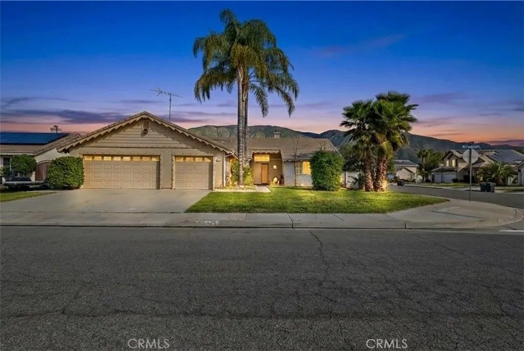 Photo of 1413 Sunswept Drive, San Jacinto, CA 92582 (MLS # SW26020097)
