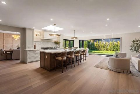 Photo of 8390 Cliffridge LN, La Jolla, CA 92037 (MLS # 260016009)