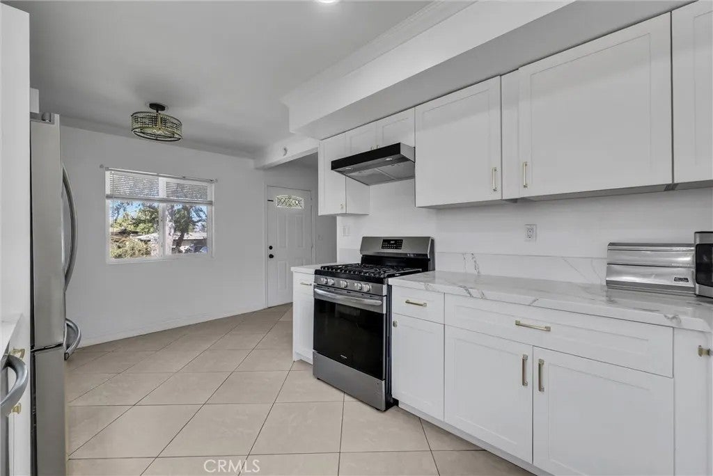 1134 Redwood