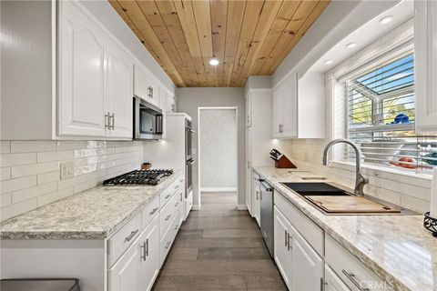 Tiny photo for 2152 N Cleveland Street, Orange, CA 92865 (MLS # OC25244468)