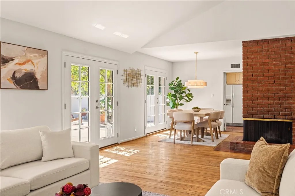 7940 Sunnybrae