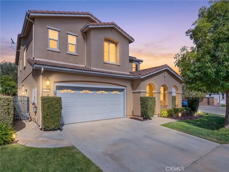 4107 Lake Park