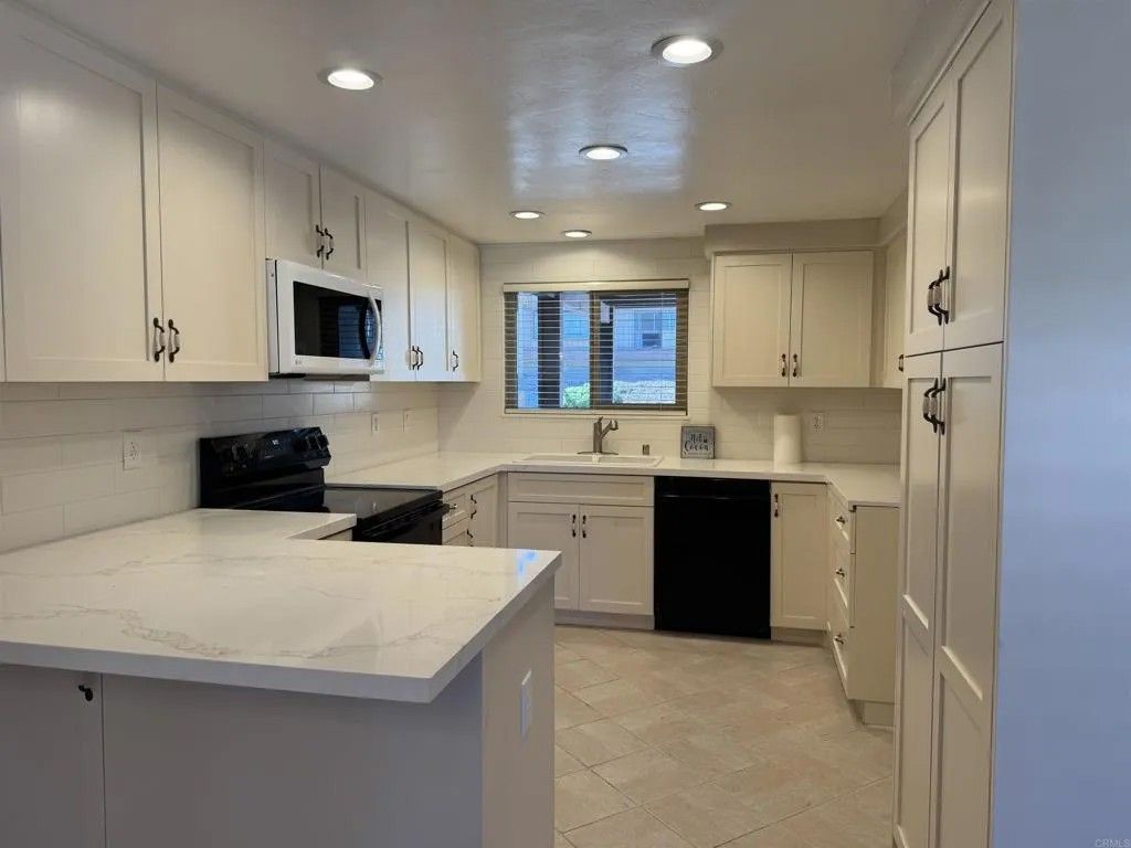 Photo of 2997 Plaza Leonardo, Bonita, CA 91902 (MLS # PTP2504946)
