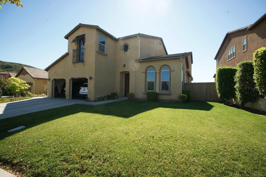 Photo of 1926 Corte Escena, Chula Vista, CA 91914 (MLS # 260004690)