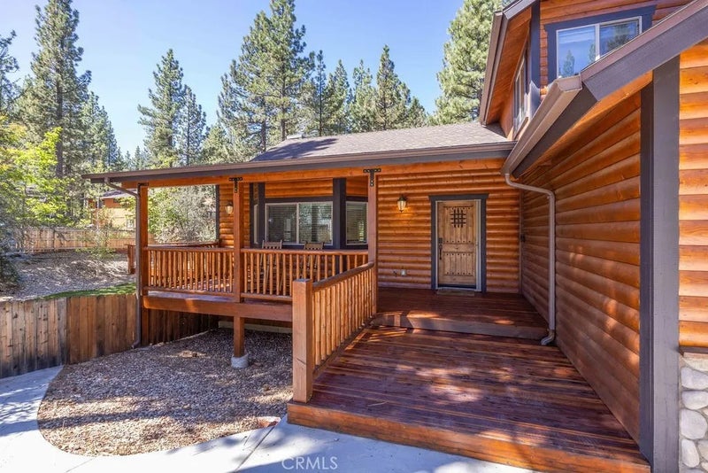 451 Pineview