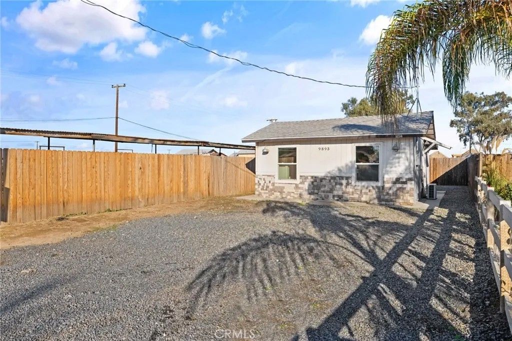 Photo of 9893 Vista Avenue, Hanford, CA 93230 (MLS # FR25246249)