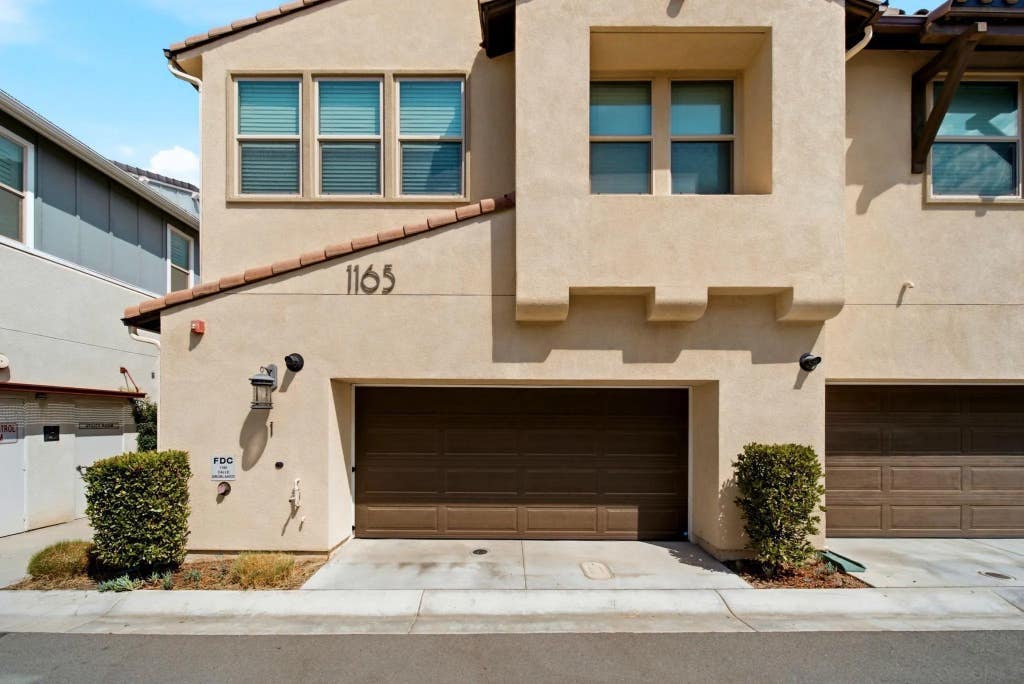 Photo of 1165 Calle Oroblanco #1, Chula Vista, CA 91913 (MLS # 260018585)