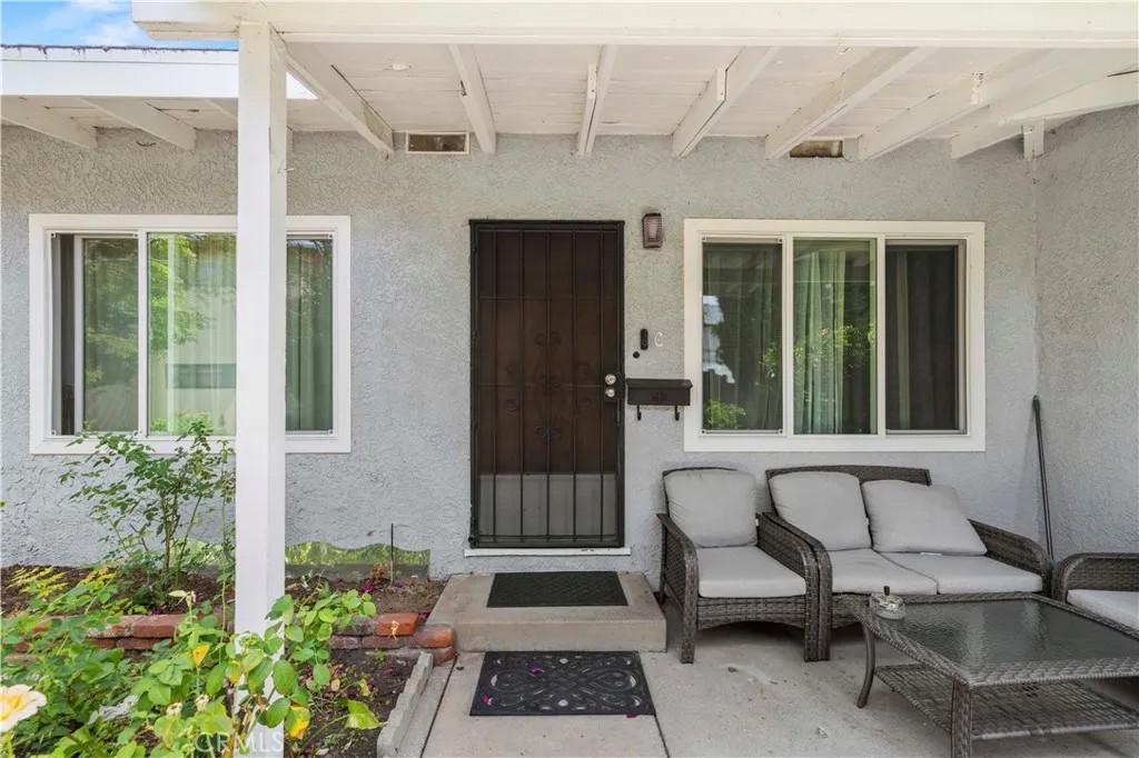 710 E Cedar