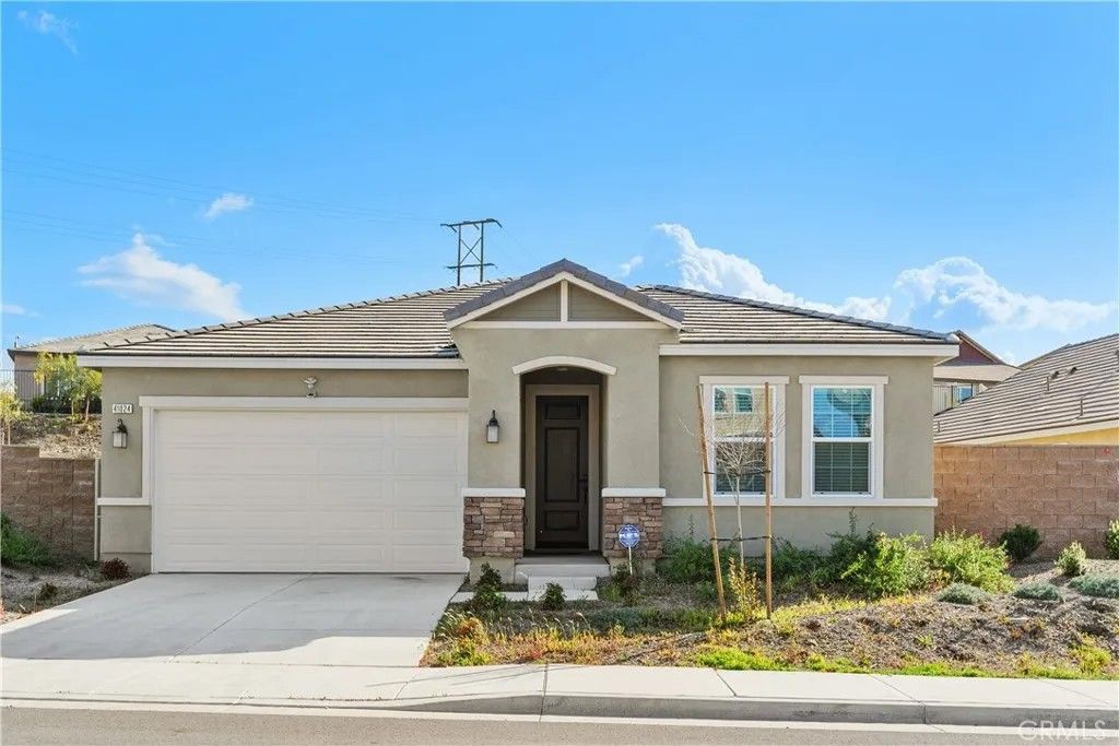 Photo of 41024 Chambord Drive, Lake Elsinore, CA 92532 (MLS # OC26055599)
