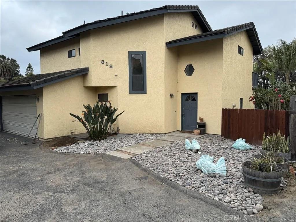 Photo of 818 Nardo RD, Encinitas, CA 92024 (MLS # PW26176528)