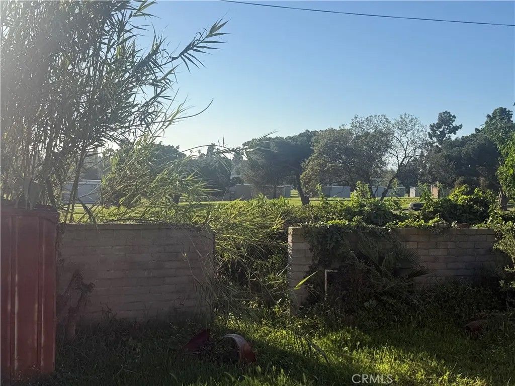 Photo of 8315 West Blvd, Inglewood, CA 90305 (MLS # SB26056930)