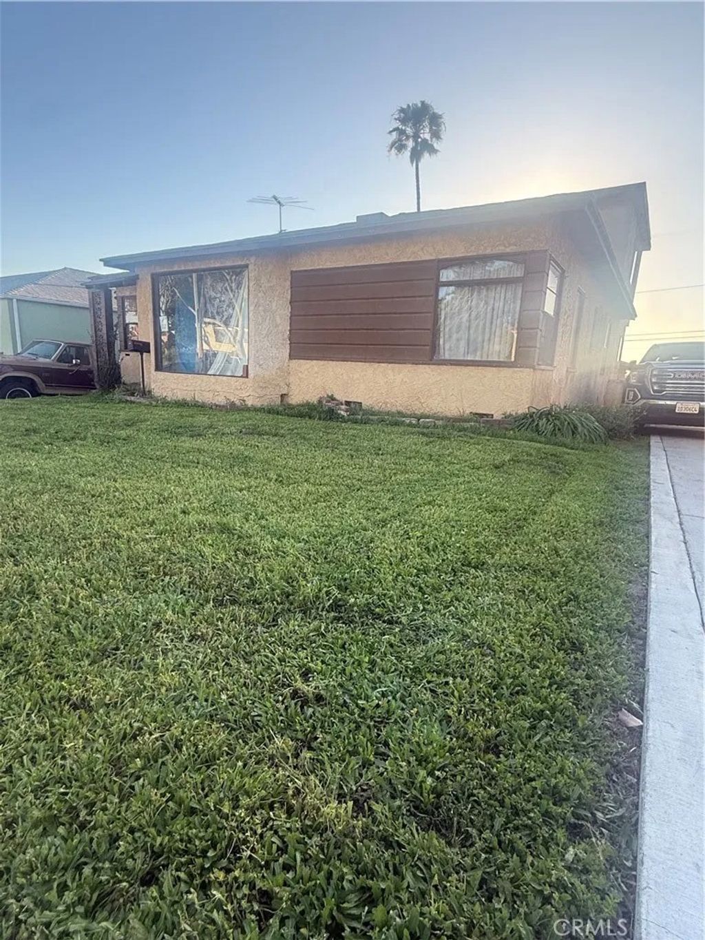 Photo of 8315 West Blvd, Inglewood, CA 90305 (MLS # SB26056930)