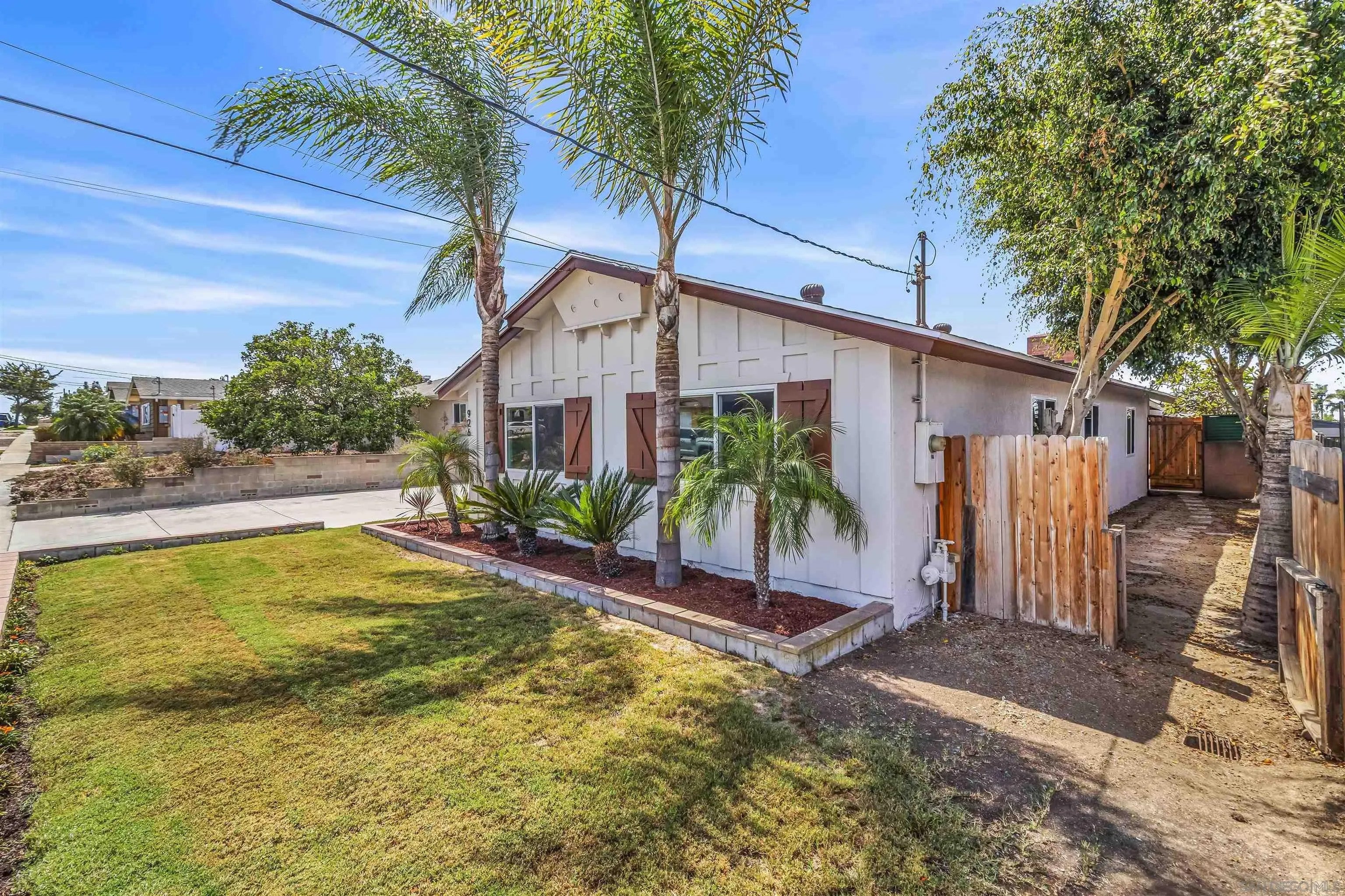 926 Maria Way
