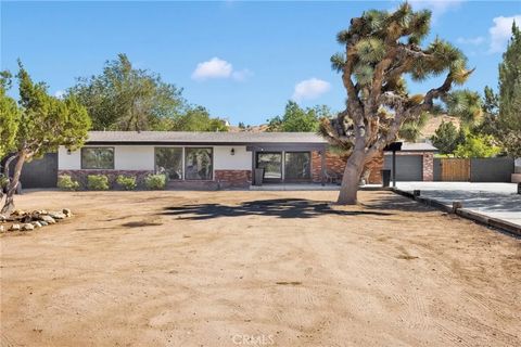 Tiny photo for 17539 Adobe St, Hesperia, CA 92345 (MLS # IG25236761)