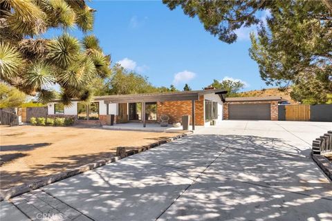 Tiny photo for 17539 Adobe St, Hesperia, CA 92345 (MLS # IG25236761)