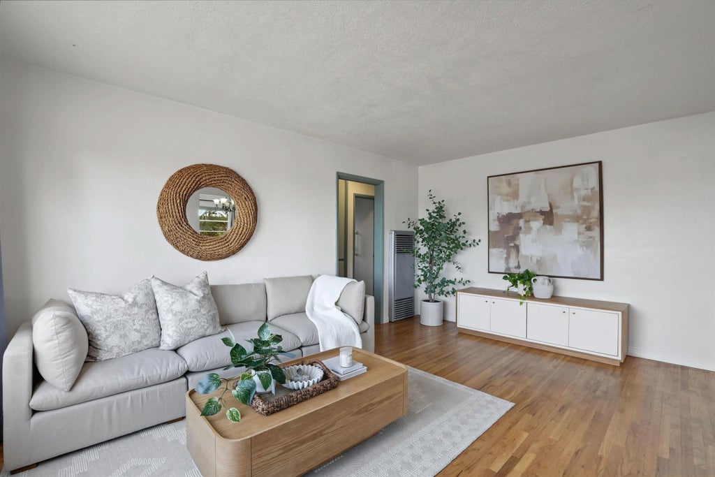 Photo of 208 K St, Chula Vista, CA 91911 (MLS # 260024801)