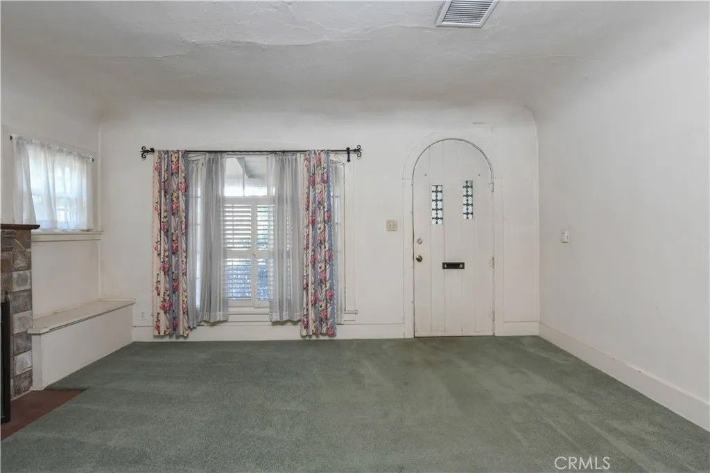 Photo of 3045 Cedar Street, Riverside, CA 92501 (MLS # IV26087658)