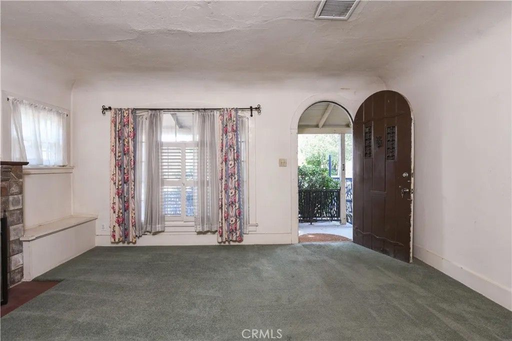 Photo of 3045 Cedar Street, Riverside, CA 92501 (MLS # IV26087658)