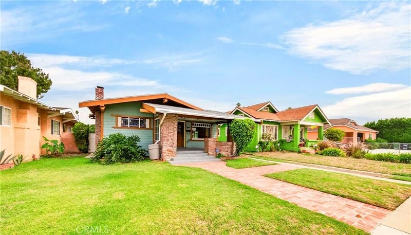 1705 W 52nd