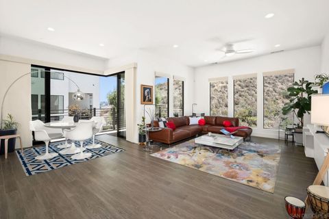 8363 Distinctive San Diego CA 92108