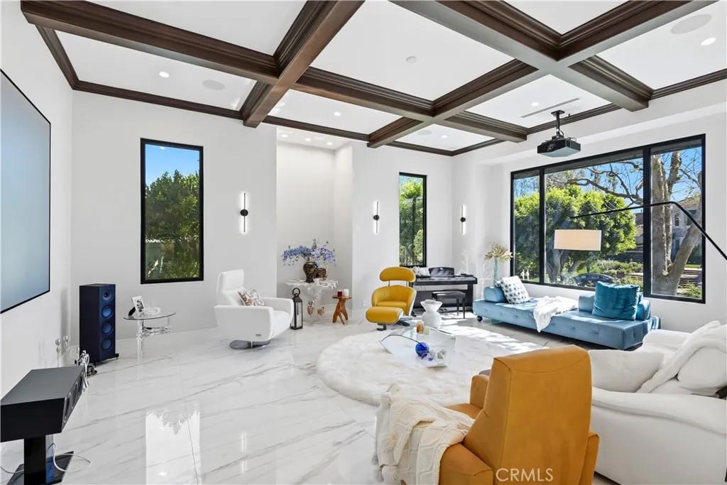 5428 Villawood Cir