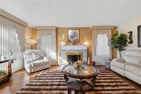 Photo of 9716 S Van Ness Ave, Los Angeles, CA 90047 (MLS # DW26013802)