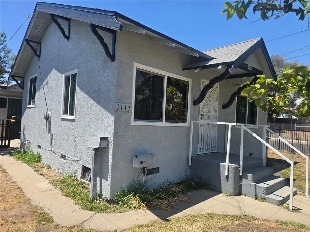 Photo of 1119 Calzona ST, Los Angeles, CA 90023 (MLS # WS26117703)