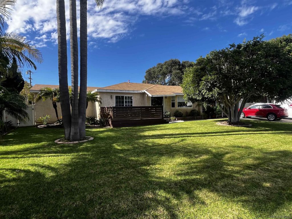 Photo of 1625 Stewart St, Oceanside, CA 92054 (MLS # 260001949)