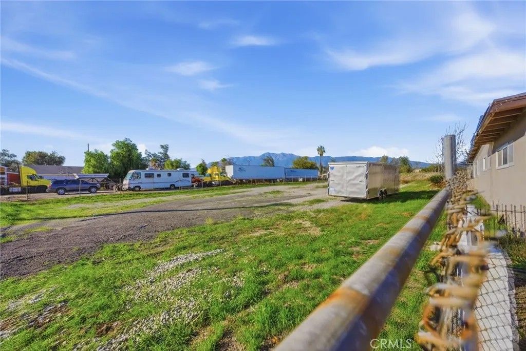 Photo of 16072 Arrow Blvd, Fontana, CA 92335 (MLS # CV26002885)
