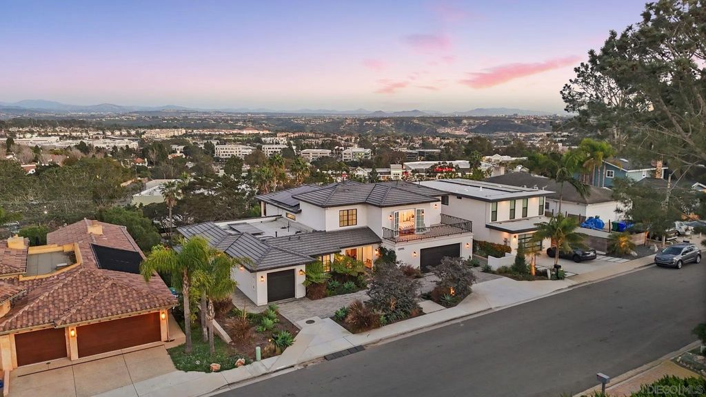 Photo of 13995 Mira Montana Dr, Del Mar, CA 92014 (MLS # 260017280)