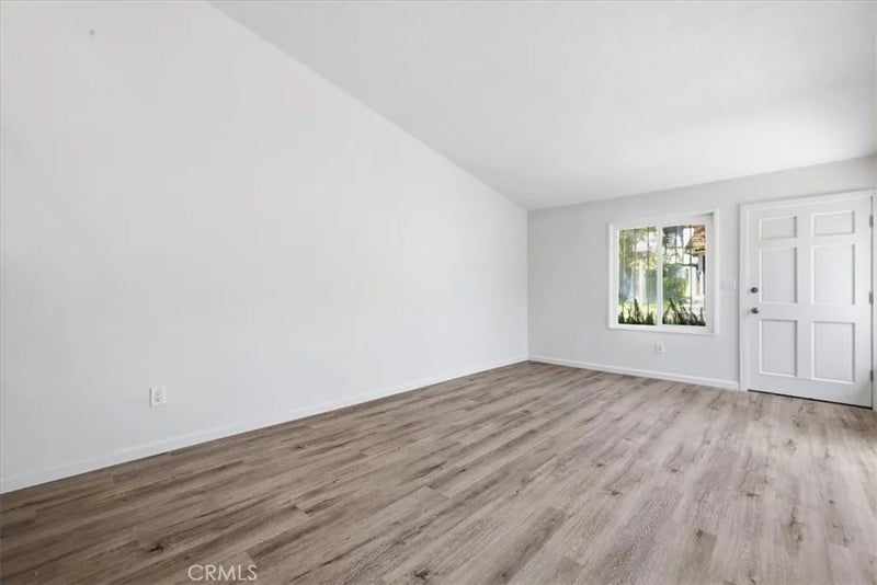 10445 Larwin unit 3 3