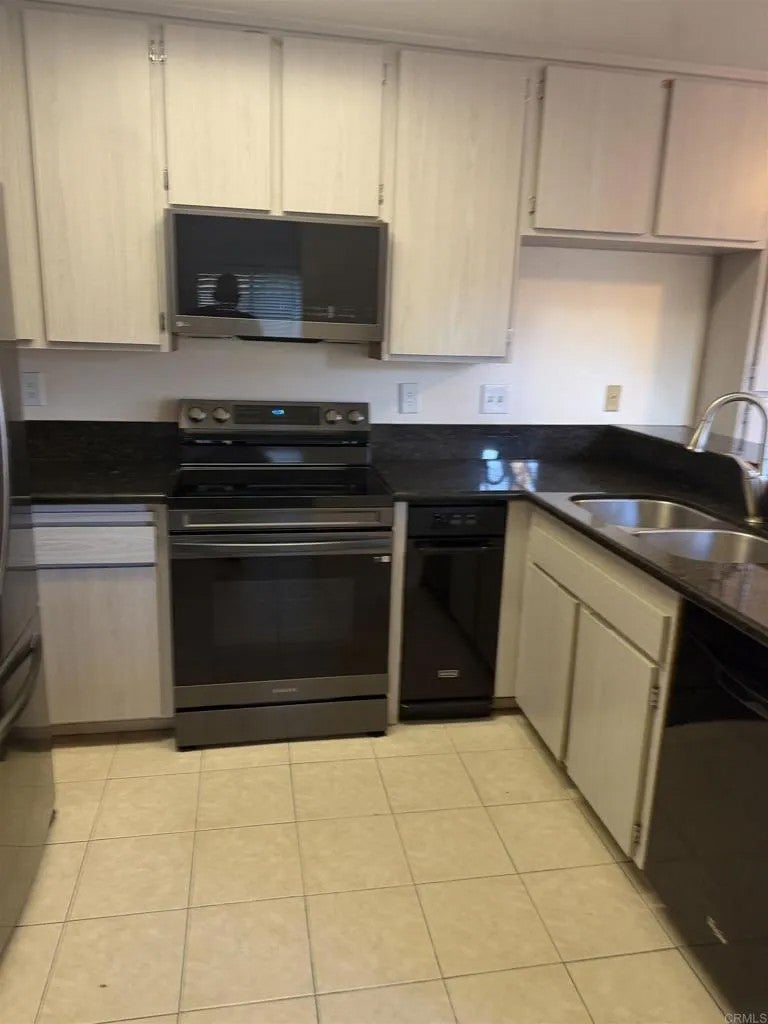 4500 Villas Drive
