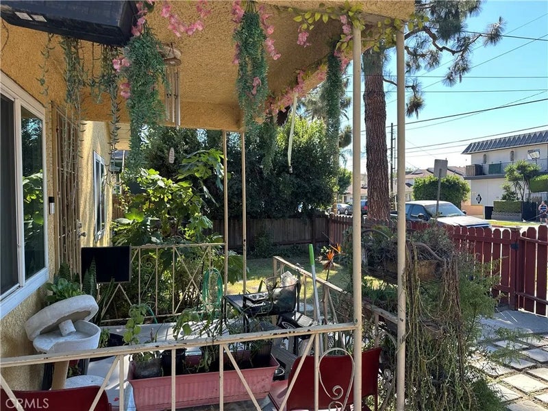 124 N Cedar