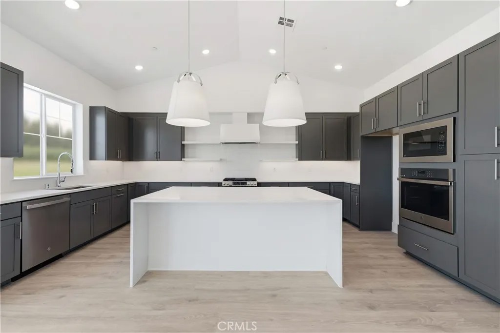17714 Doheny Court