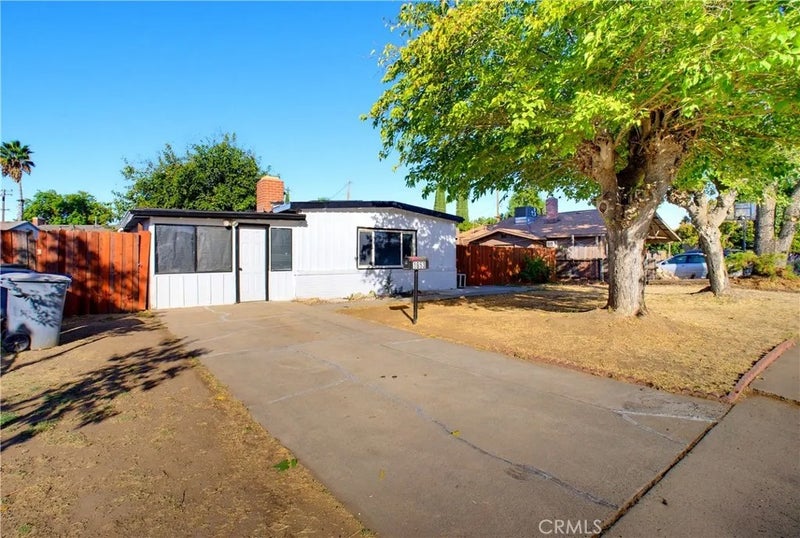 1653 Almond Ave