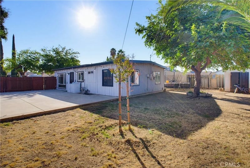 1653 Almond Ave